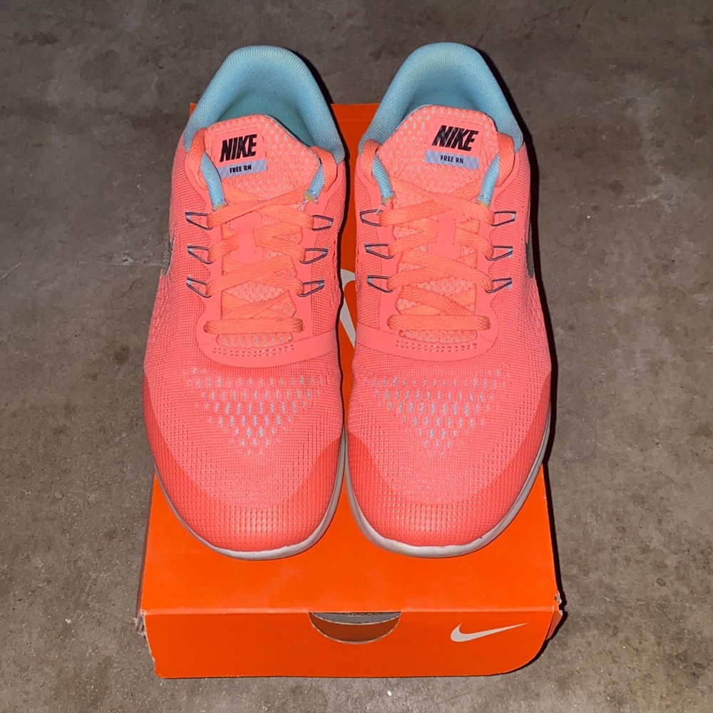 Nike Free Run Sneaker Size 6.5